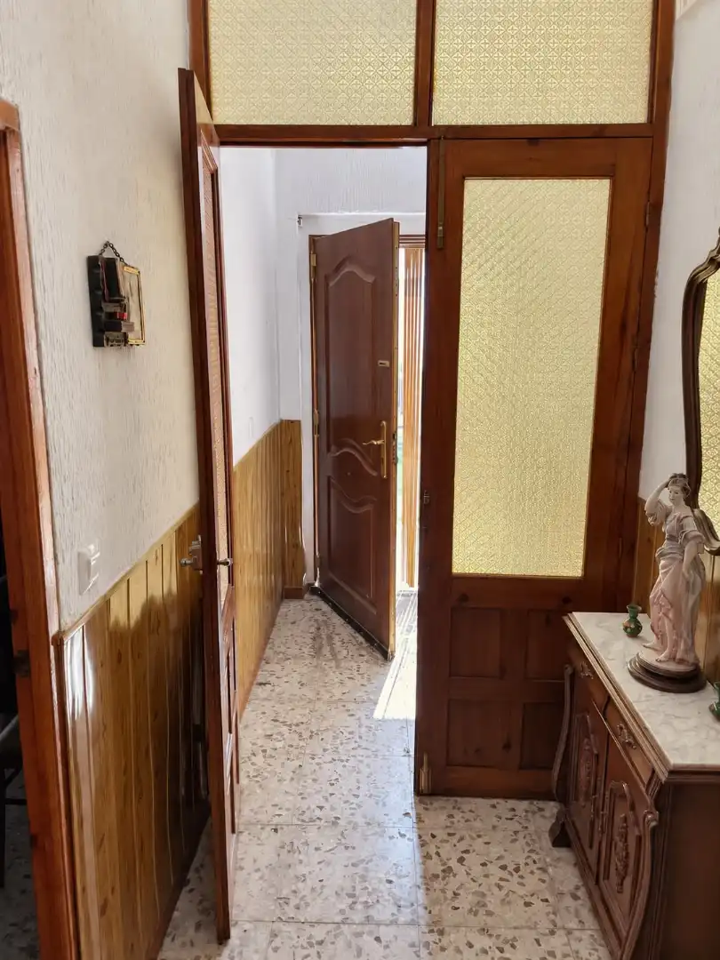 Semi-detached house with terrace for sale in Calle Maria, imagen 3