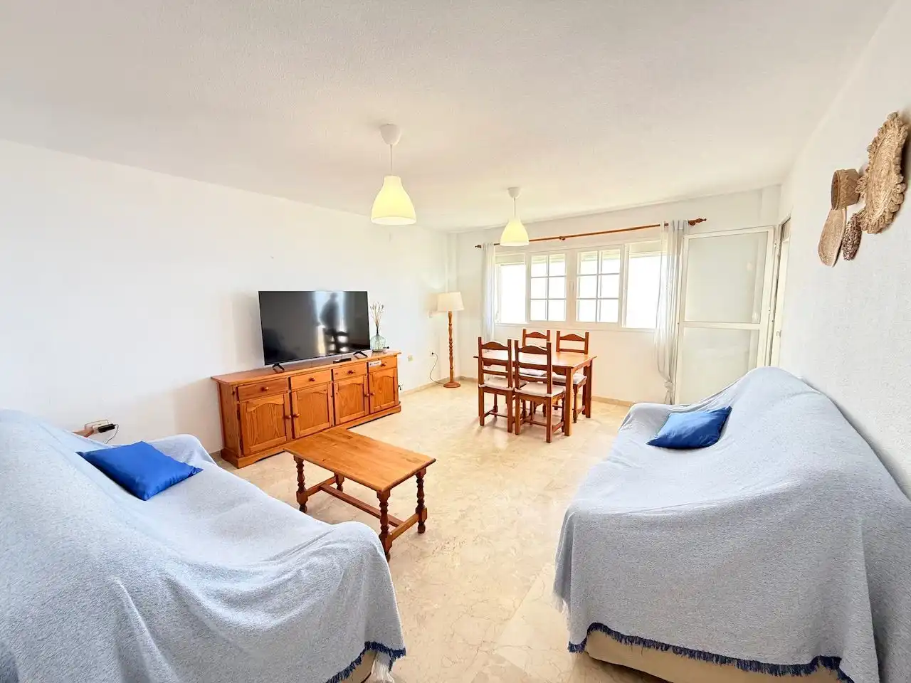 Living room of Flat for sale in Torrox  with Furnished