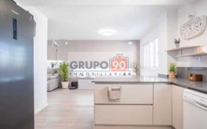 Cuina de Àtic en venda en Riba-roja de Túria amb Aire condicionat, Terrassa i Balcó