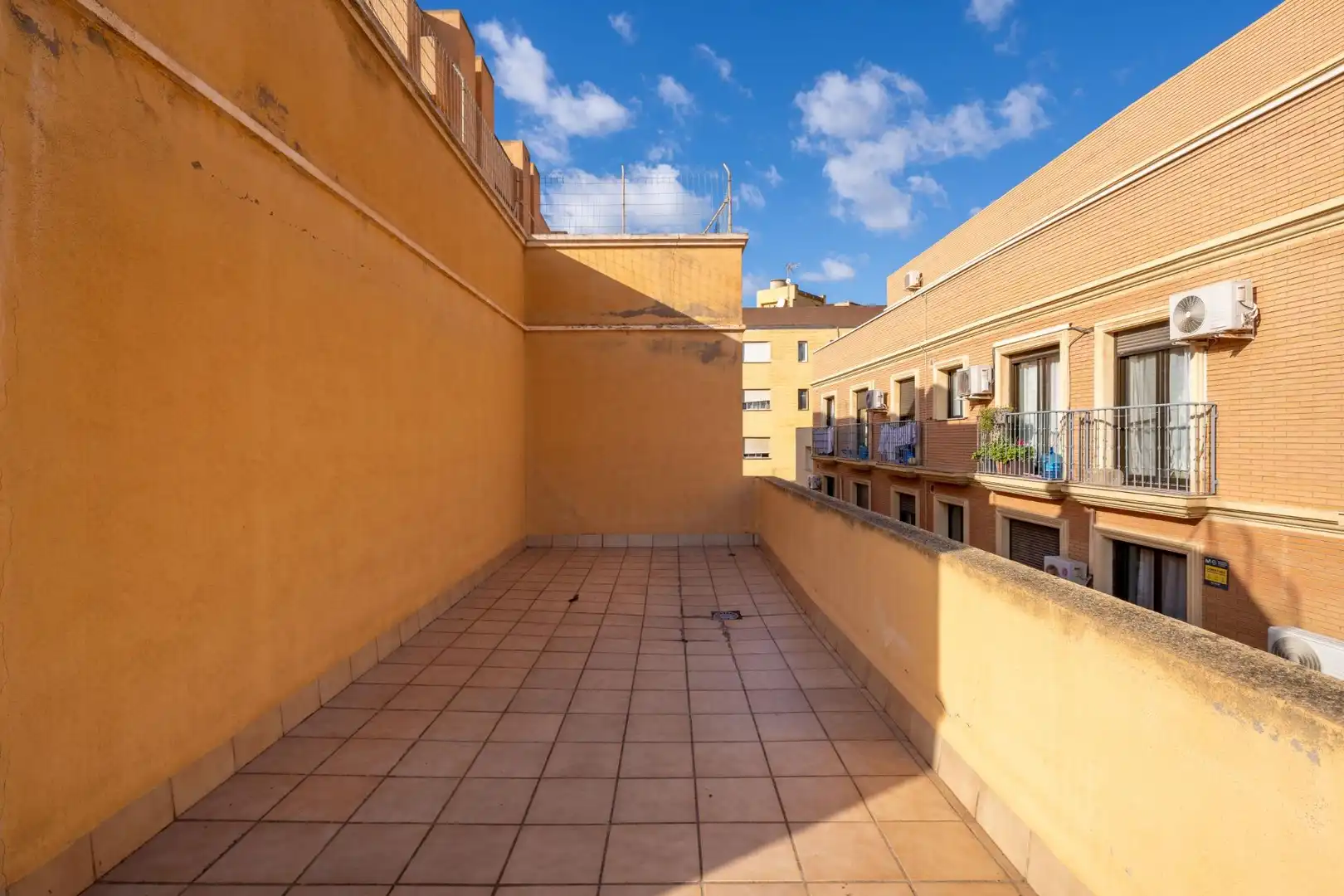 Terrasse von Gebäude zum Verkauf in Roquetas de Mar