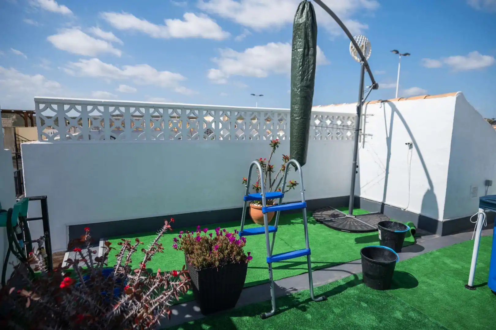 Terrassa de Casa adosada en venda en Mazarrón amb Jardí privat, Terrassa i Piscina