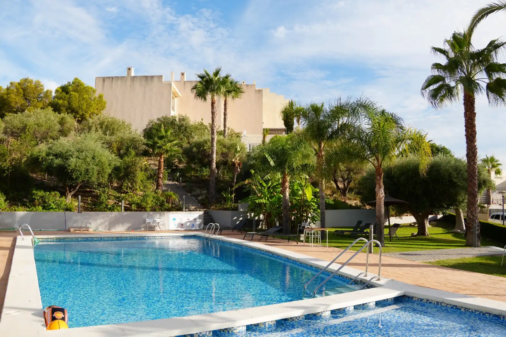 Piscina de Casa o chalet de alquiler en El Campello con Aire acondicionado, Calefacción y Terraza