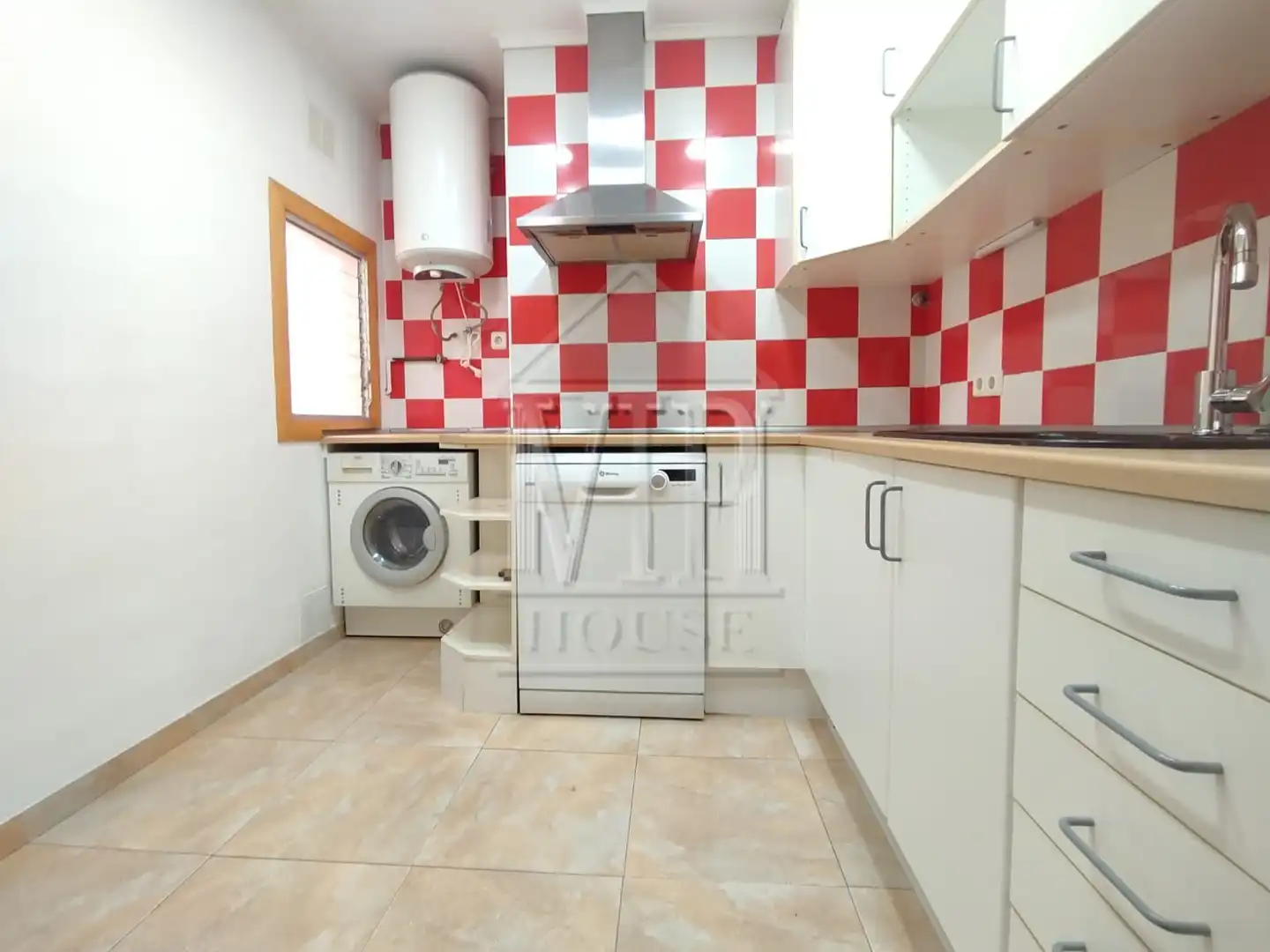 Cuina de Pis en venda en Badalona amb Parquet