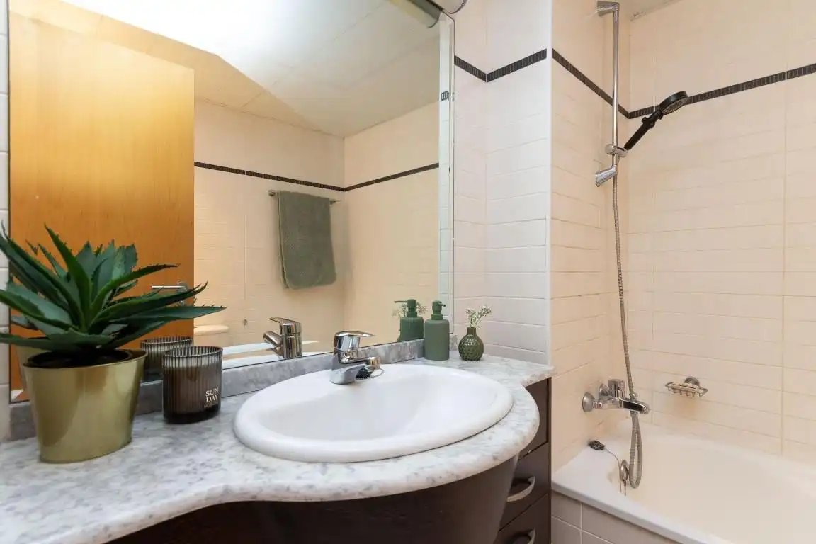 Baño de Dúplex en venta en Eixample Residencial