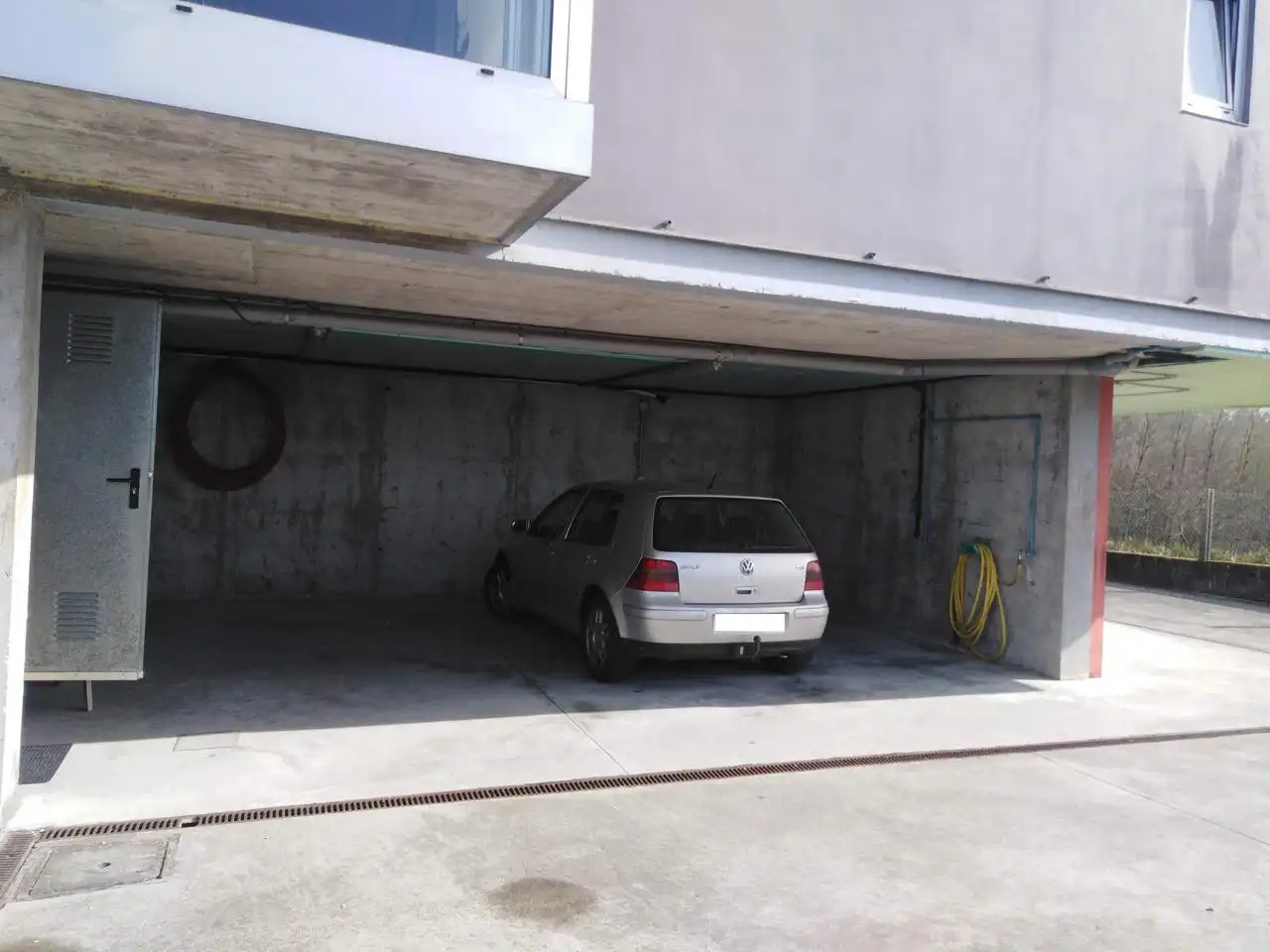 Parking of Houses for sale in Ames  with Air Conditioner and Terrace