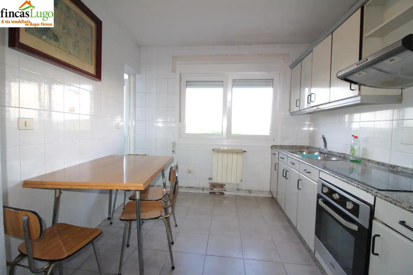 Cocina de Piso en venta en Lugo con Calefacción y Trastero