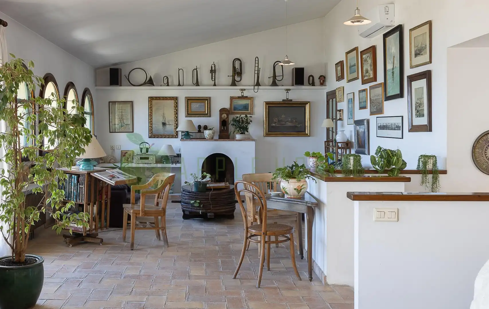 Comedor de Casa o chalet en venta en Vilanova i la Geltrú con Aire acondicionado, Calefacción y Jardín privado