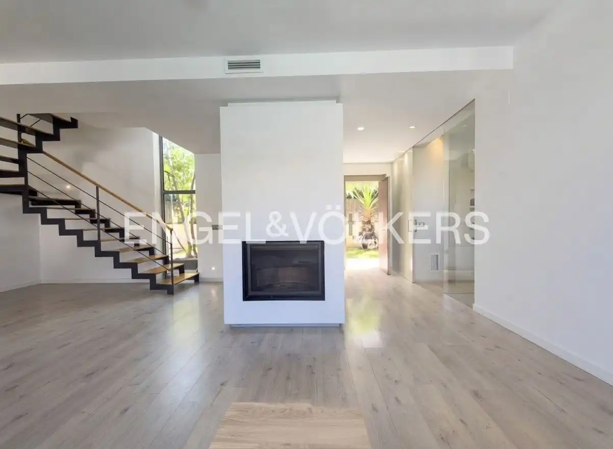 Chalet con terraza en venta en Carrer dels Estornells, imagen 6