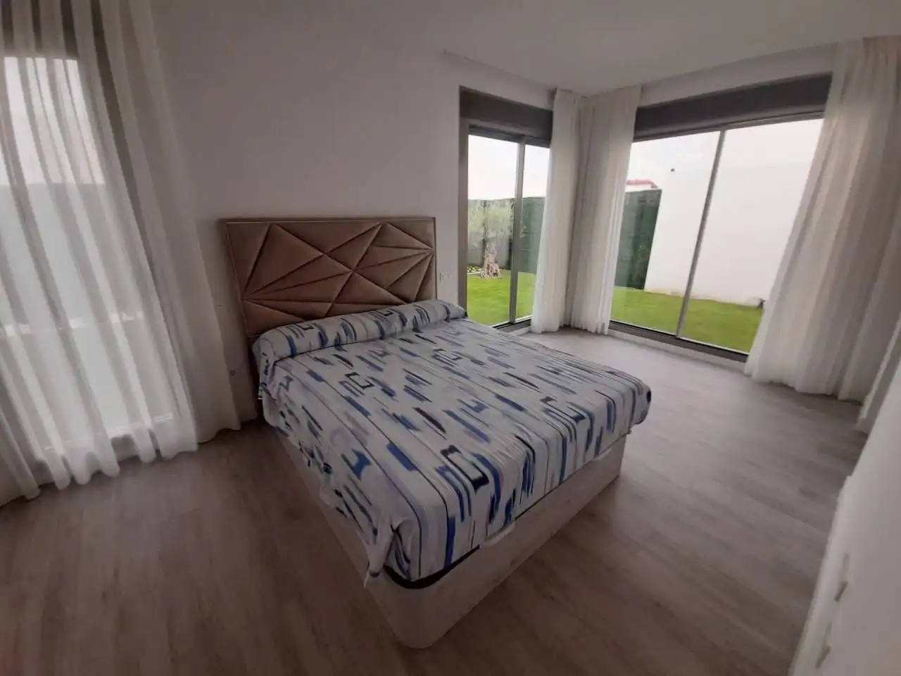 Habitación de Casa o chalet en venta en Villaviciosa de Odón con Jardín privado, Terraza y Piscina