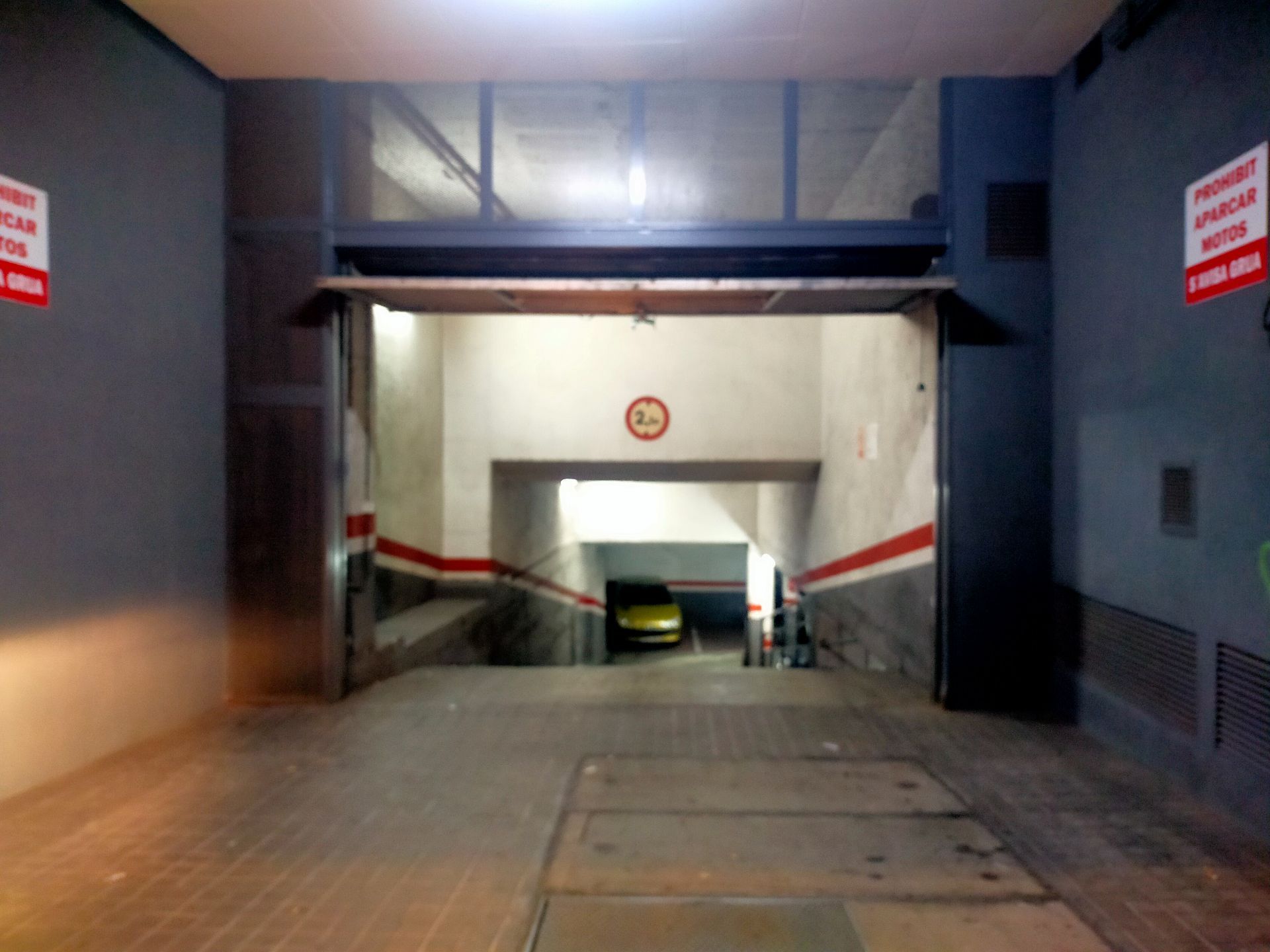 Aparcament de Garatge en venda en Mataró