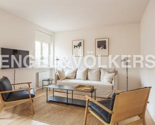 Living room of Apartment to rent in  Madrid Capital  with Air Conditioner, Heating and Furnished