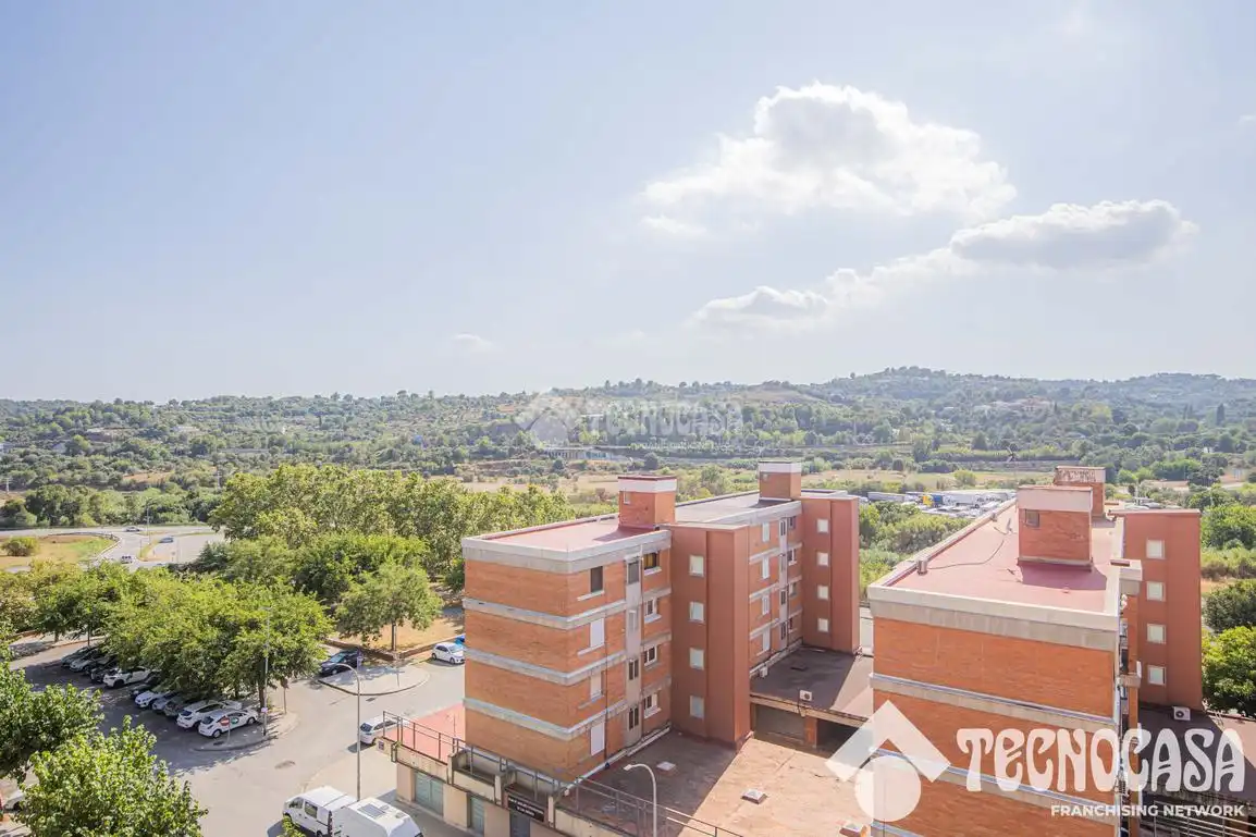 Exterior view of Flat for sale in Terrassa  with Heating and Balcony