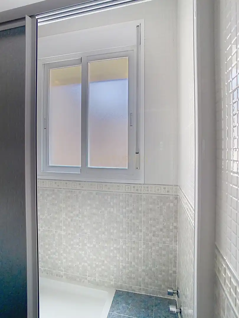 Bathroom of Houses for sale in Cuevas de San Marcos