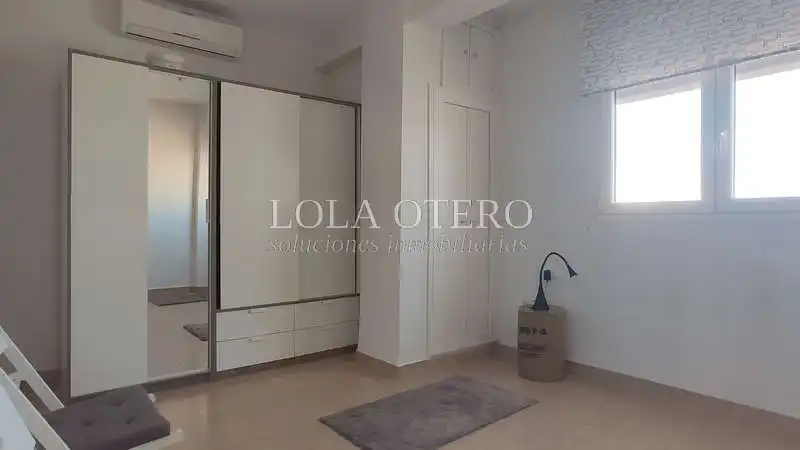 Bedroom of Attic for rent in Valencia  with Air Conditioner, Heating and Terrace