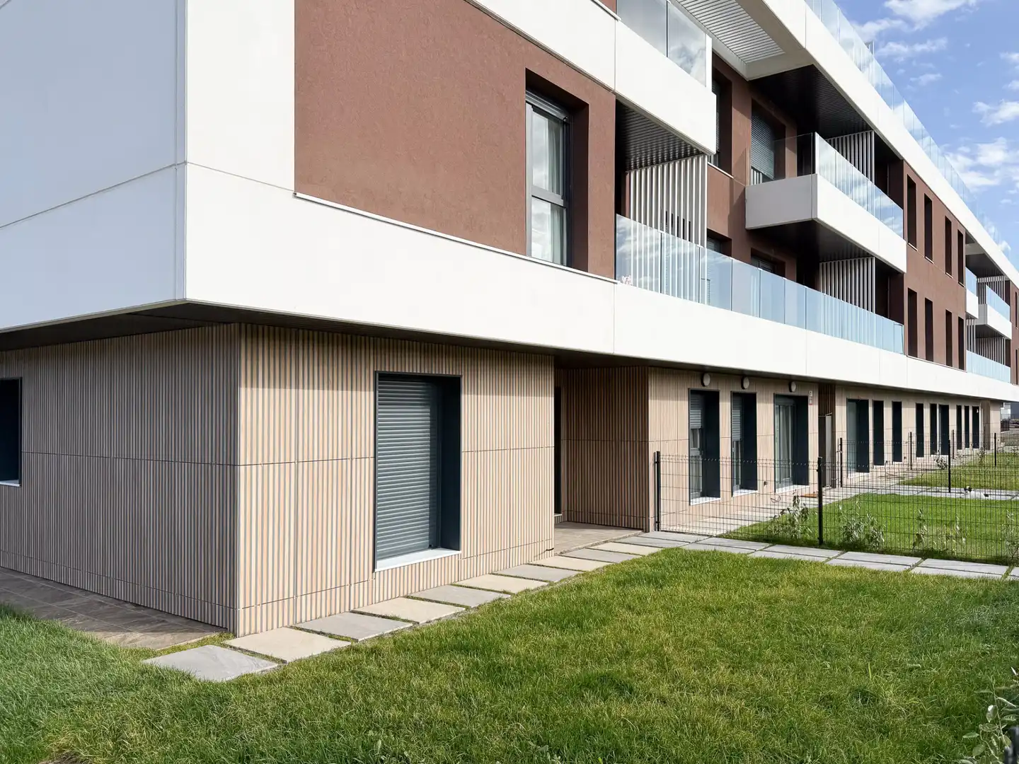 Exterior view of Ground floor for sale in Santa Cruz de Bezana  with Heating, Private garden and Storage room