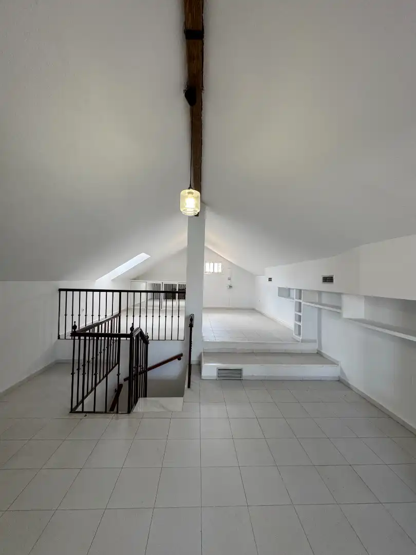 Casa o chalet de alquiler en Espartinas con Aire acondicionado, Calefacción y Jardín privado