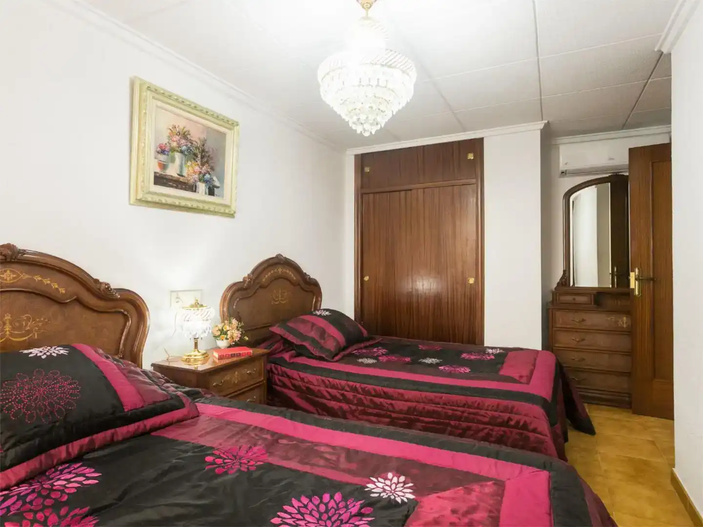 Dormitori de Apartament en venda en Santa Pola amb Aire condicionat, Jardí privat i Piscina