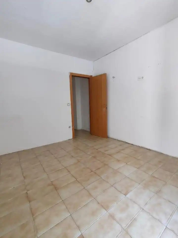 Flat for sale in Zaragoza  with Heating and Storage room