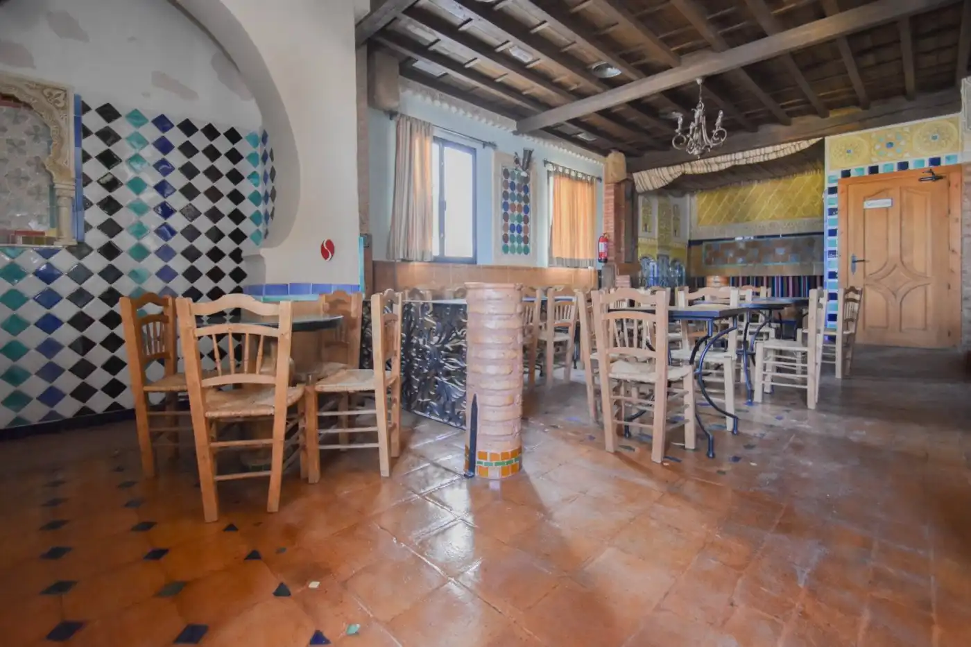 Local comercial en venda a Calle reina fabiola, imagen 8