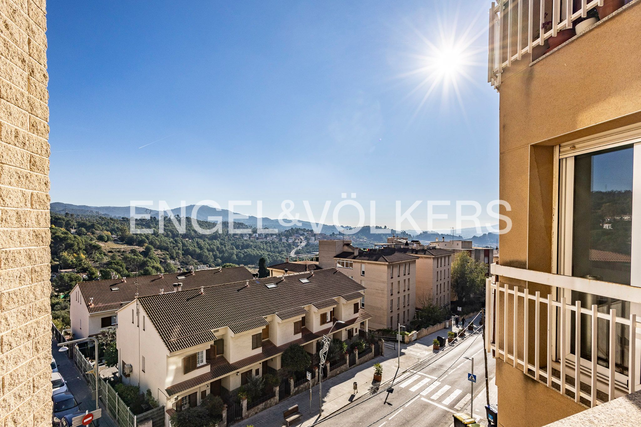 Vista exterior de Apartament en venda en El Papiol amb Calefacció, Parquet i Balcó