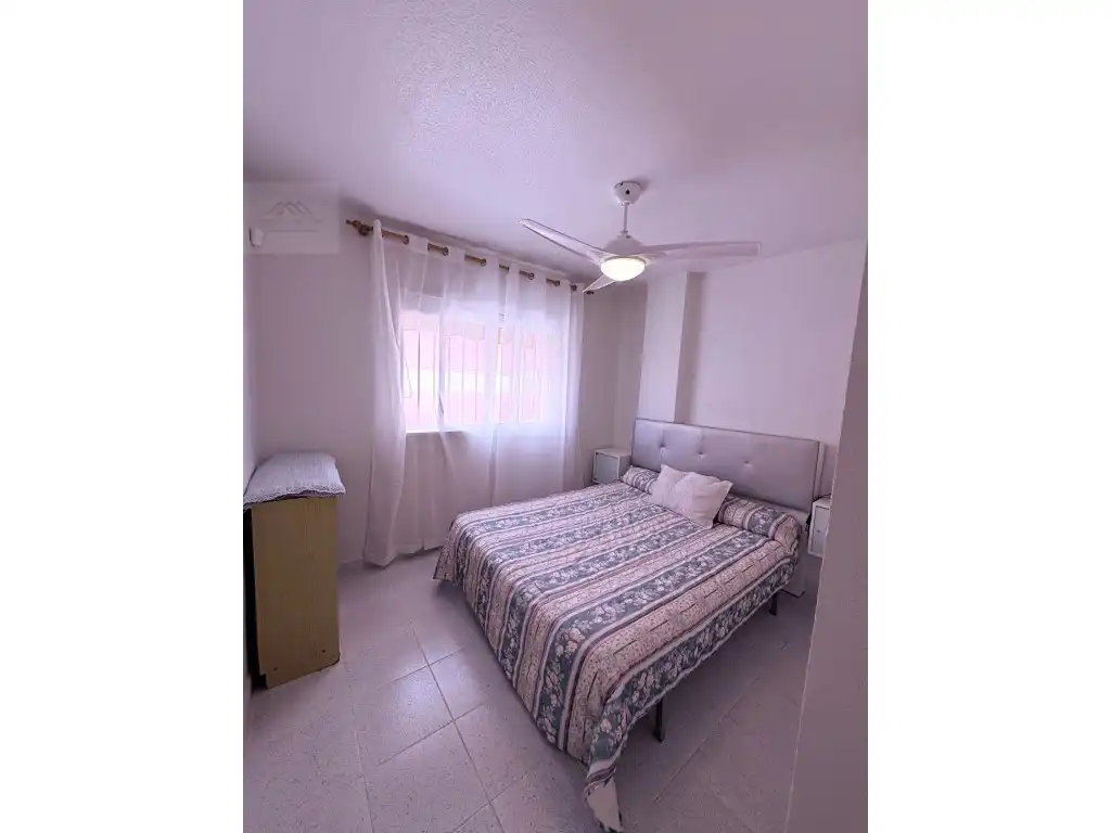Dormitori de Apartament en venda en Mazarrón amb Aire condicionat, Moblat i Piscina comunitària
