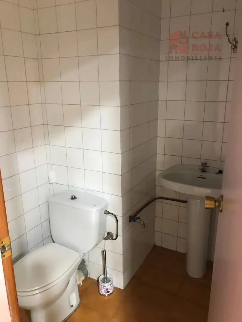 Business premises for sale in Cangas pueblo, imagen 13