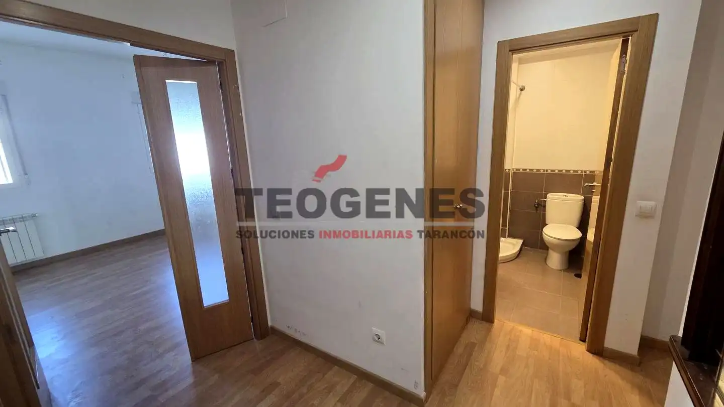 Habitación de Planta baja en venta en Tarancón con Trastero