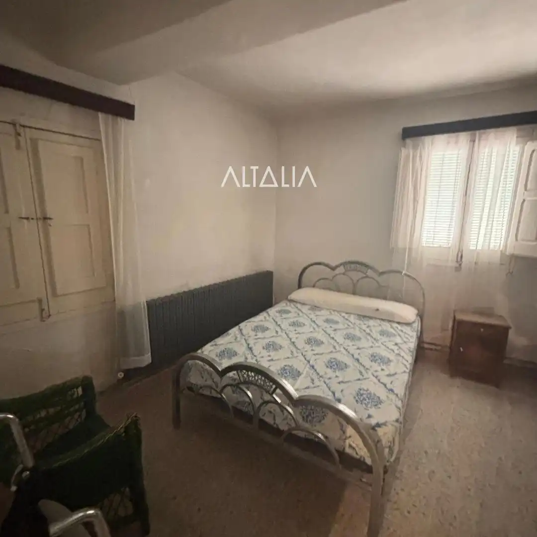 Dormitori de Casa o xalet en venda en Poyatos amb Calefacció, Terrassa i Traster