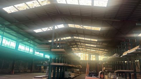 Foto 2 von Fabrikhallen zum Verkauf in Rúa Xesteira, Bembrive, Vigo