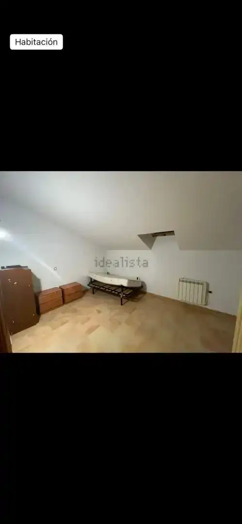 Dormitori de Pis en venda en Yebes amb Moblat i Balcó