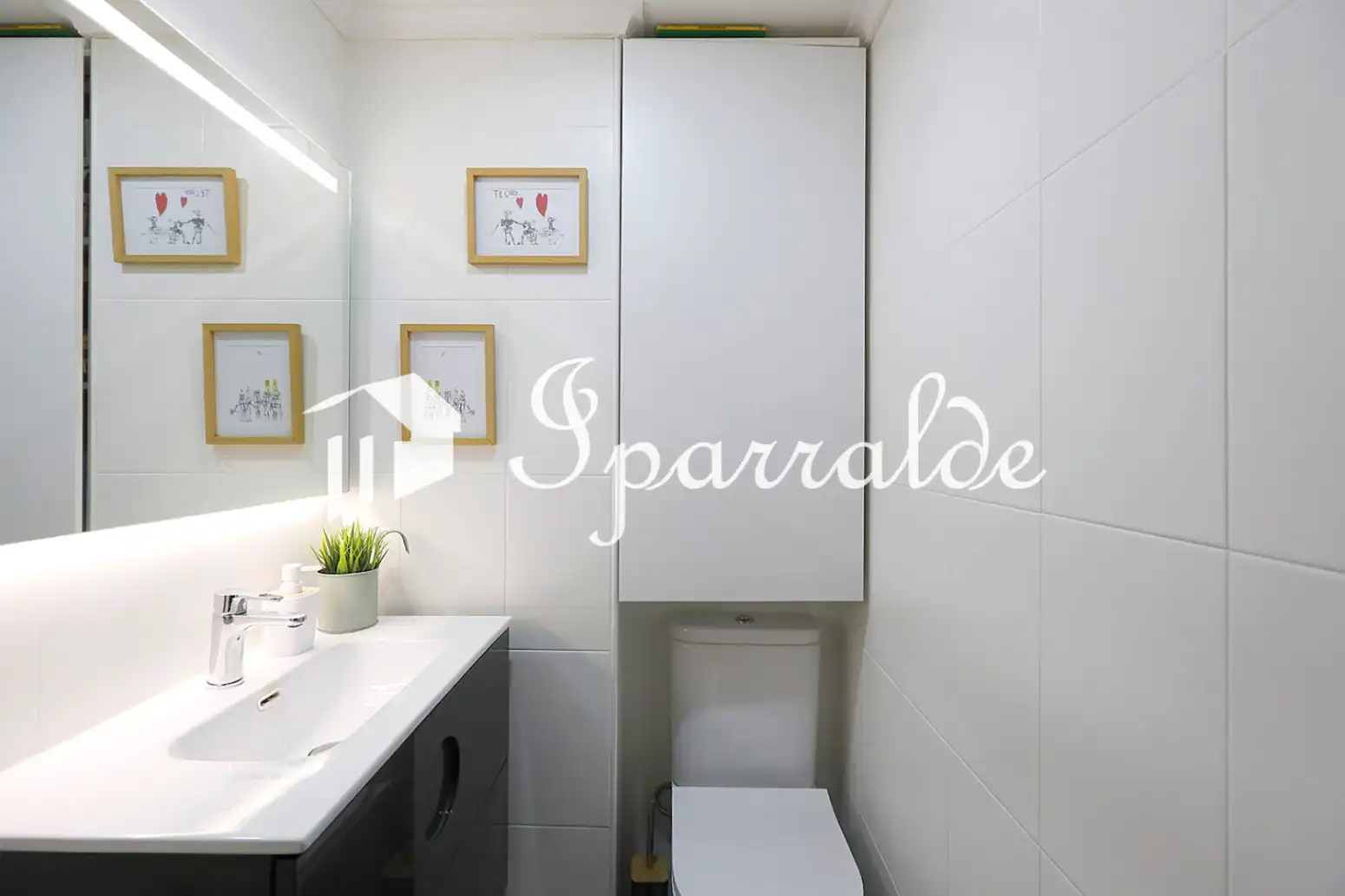 Bathroom of Flat for sale in Irun   with Heating