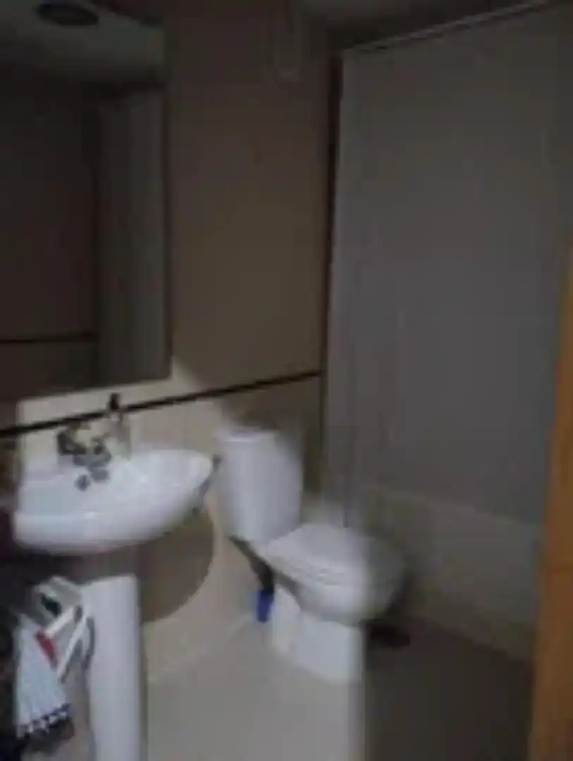 Baño de Piso para compartir en Aljamar