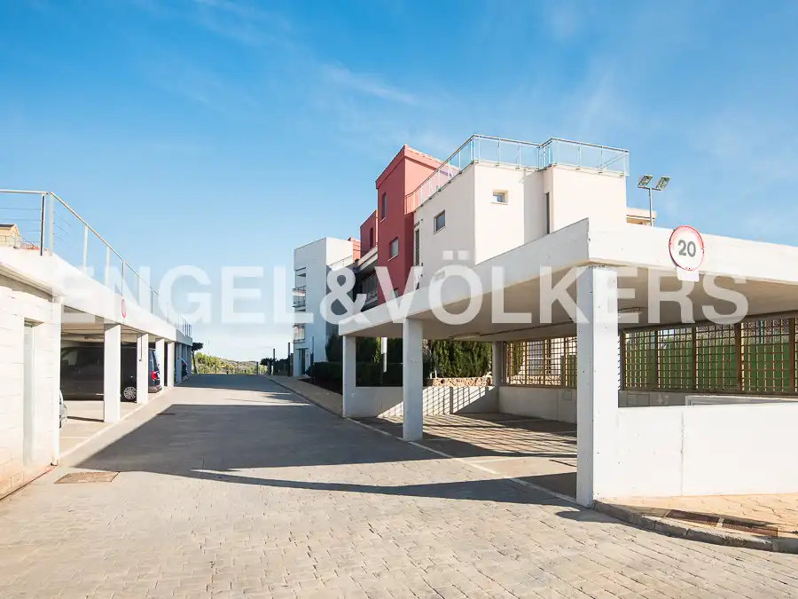 Vista exterior de Àtic de lloguer en Oropesa del Mar / Orpesa amb Aire condicionat, Calefacció i Terrassa