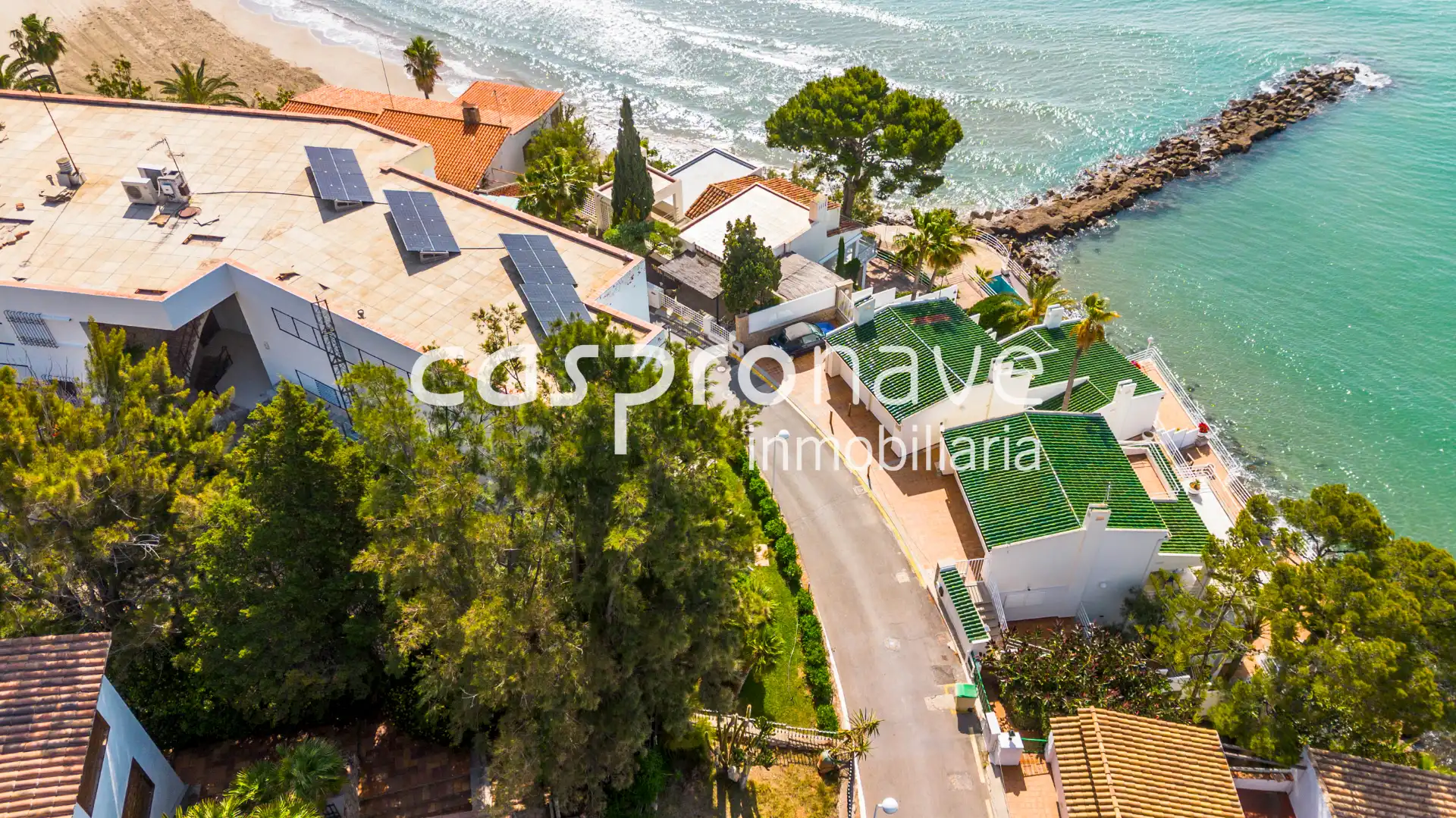 Vista exterior de Casa o xalet en venda en Oropesa del Mar / Orpesa amb Jardí privat, Terrassa i Piscina