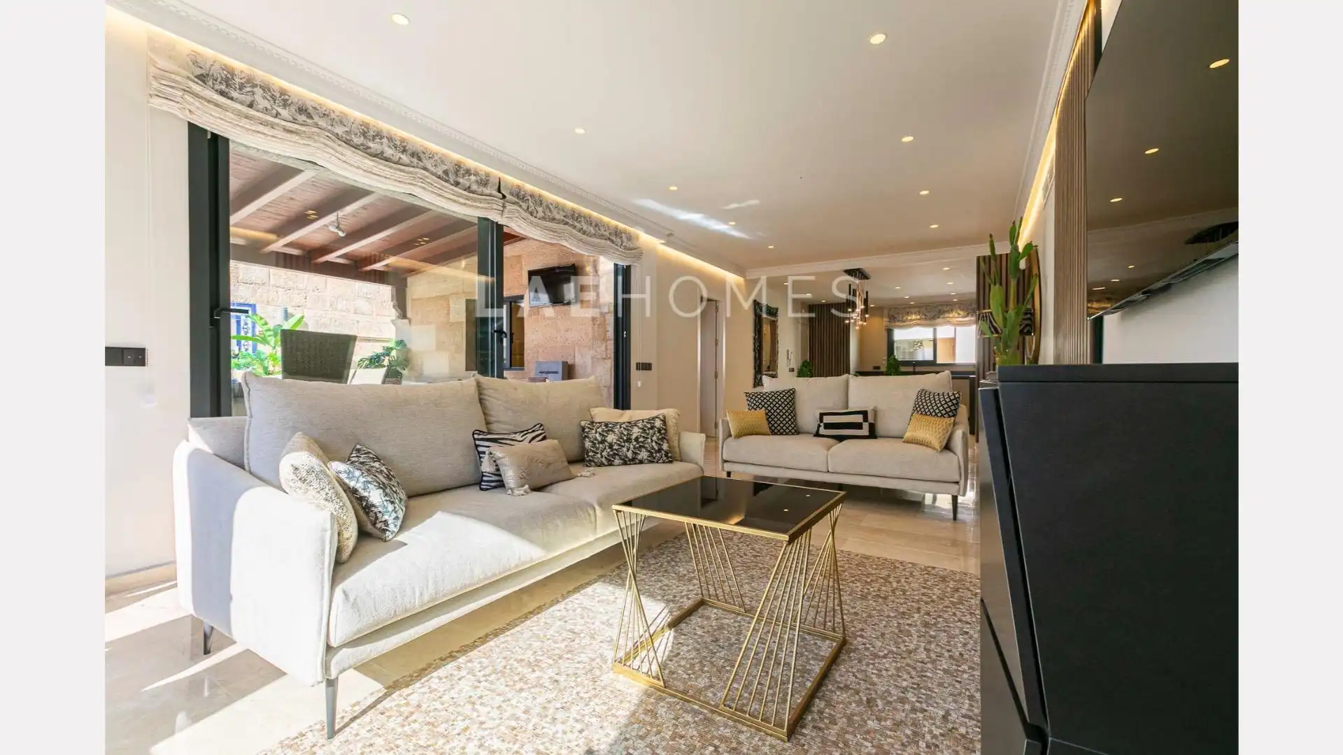 Wohnzimmer von Dachboden zum Verkauf in Marbella mit Klimaanlage, Heizung und Terrasse