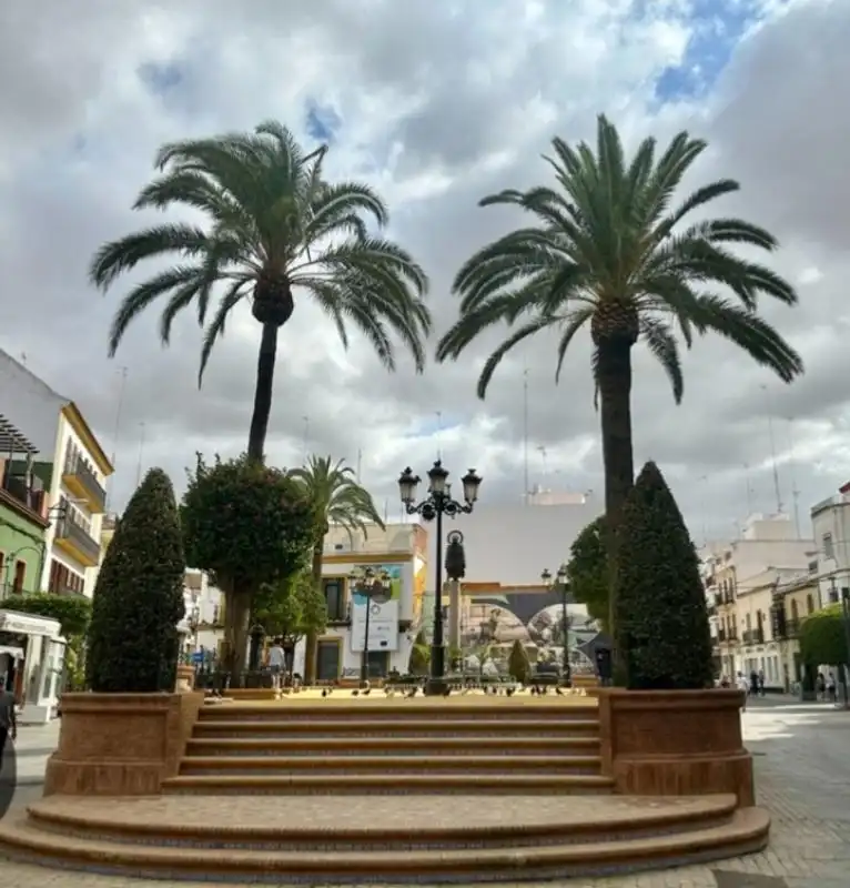 Exterior view of Buildings for sale in Alcalá de Guadaira
