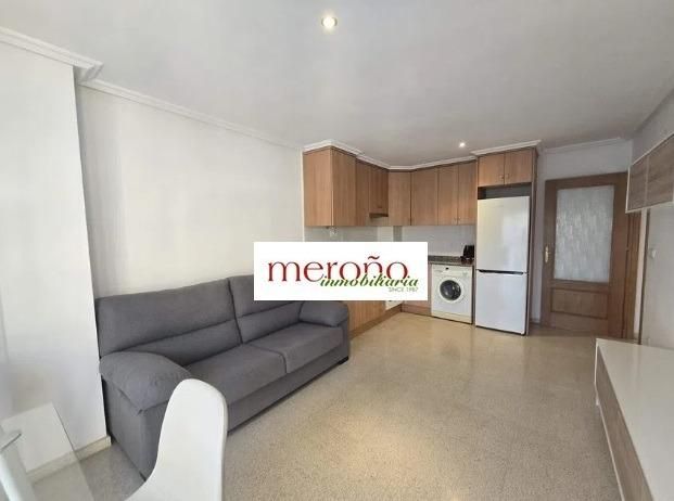 Bedroom of Flat to rent in Elche / Elx