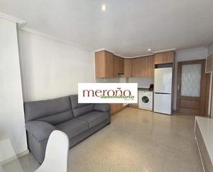 Bedroom of Flat to rent in Elche / Elx