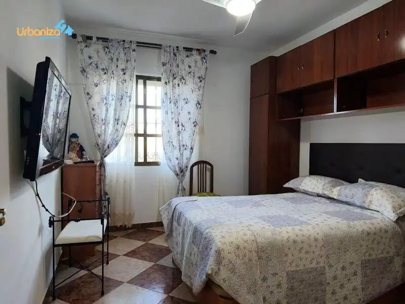 Schlafzimmer von Country house zum Verkauf in Villanueva del Fresno mit Klimaanlage und Alarm