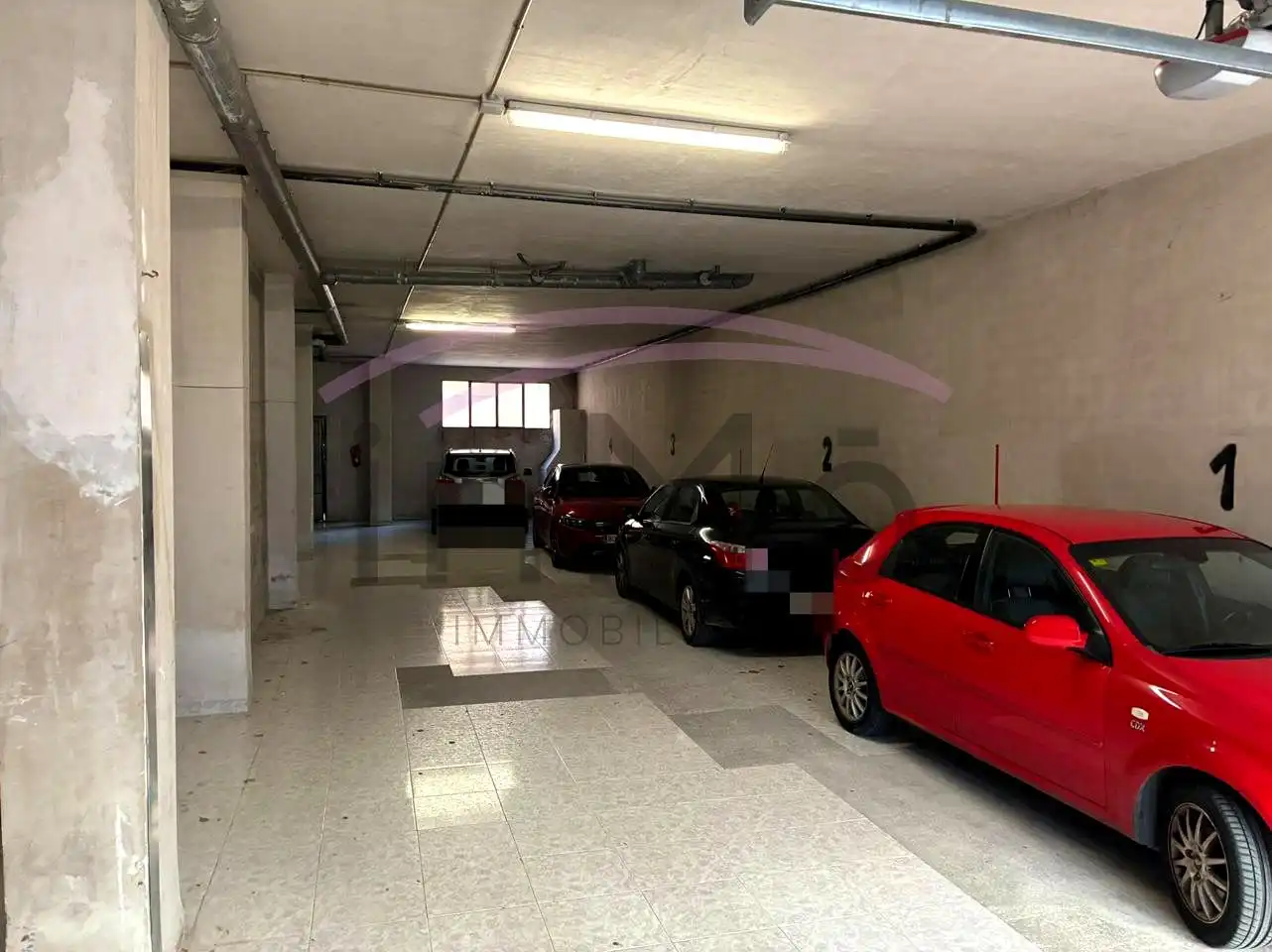 Parking of Commercial properties for sale in Tortosa