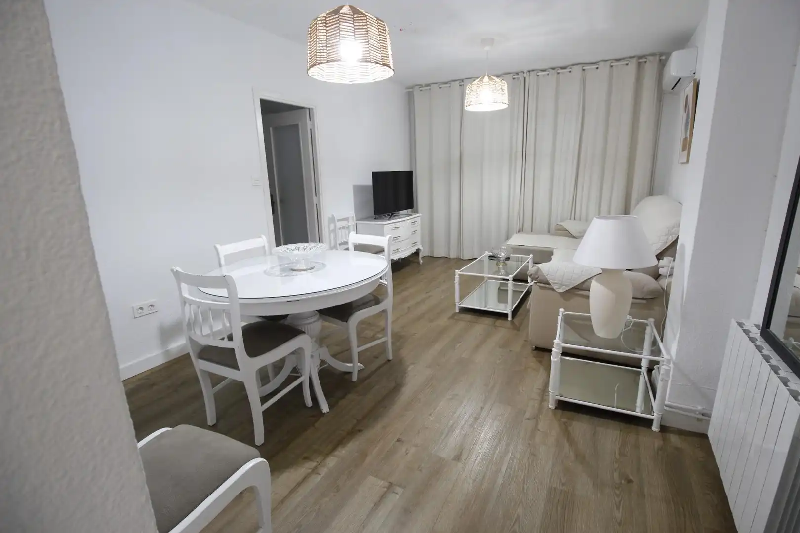 Sala de estar de Piso de alquiler en Granada con Calefacción, Terraza y Amueblado
