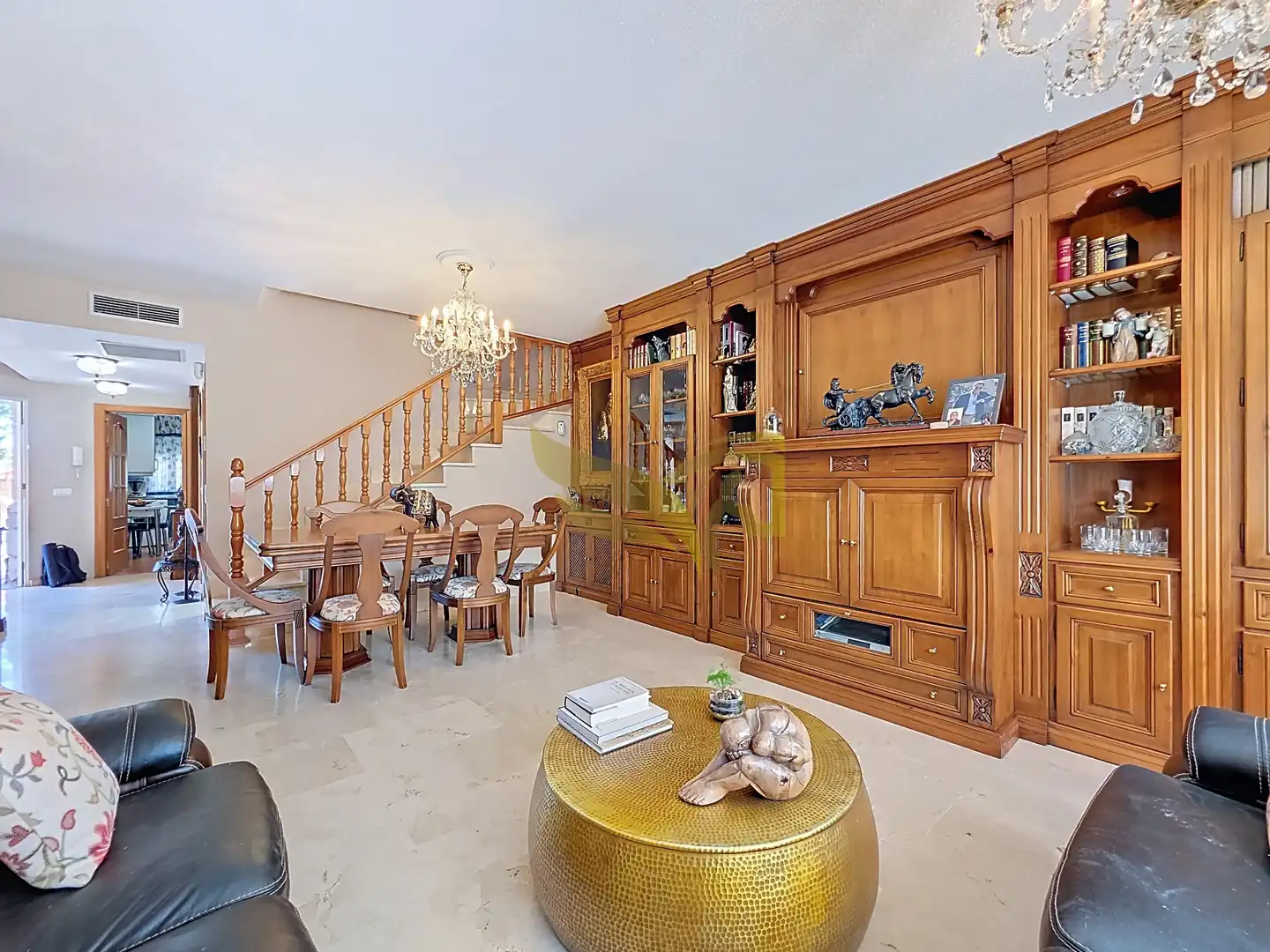 Sala de estar de Casa adosada en venta en Aranjuez con Aire acondicionado, Calefacción y Jardín privado