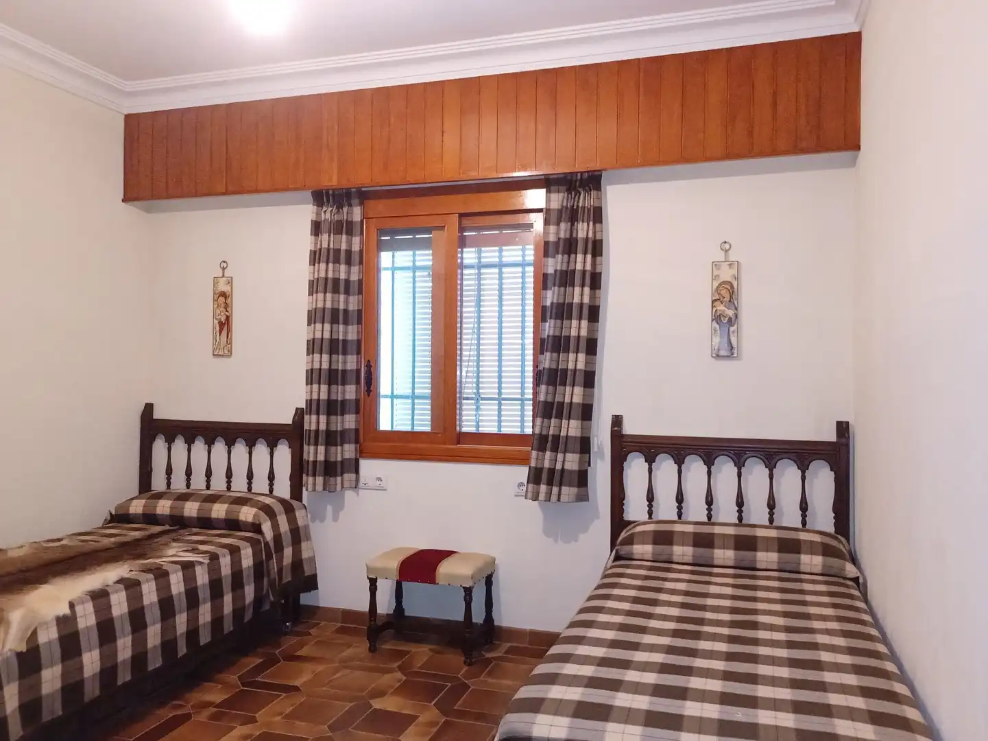 Bedroom of Houses for sale in Albaida  with Storage room and Swimming Pool
