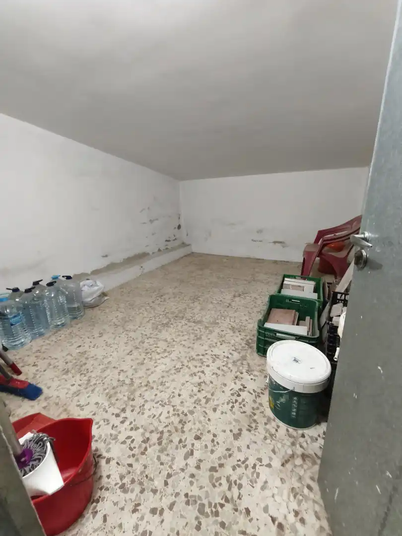 Local en venta en Villar del Arzobispo
