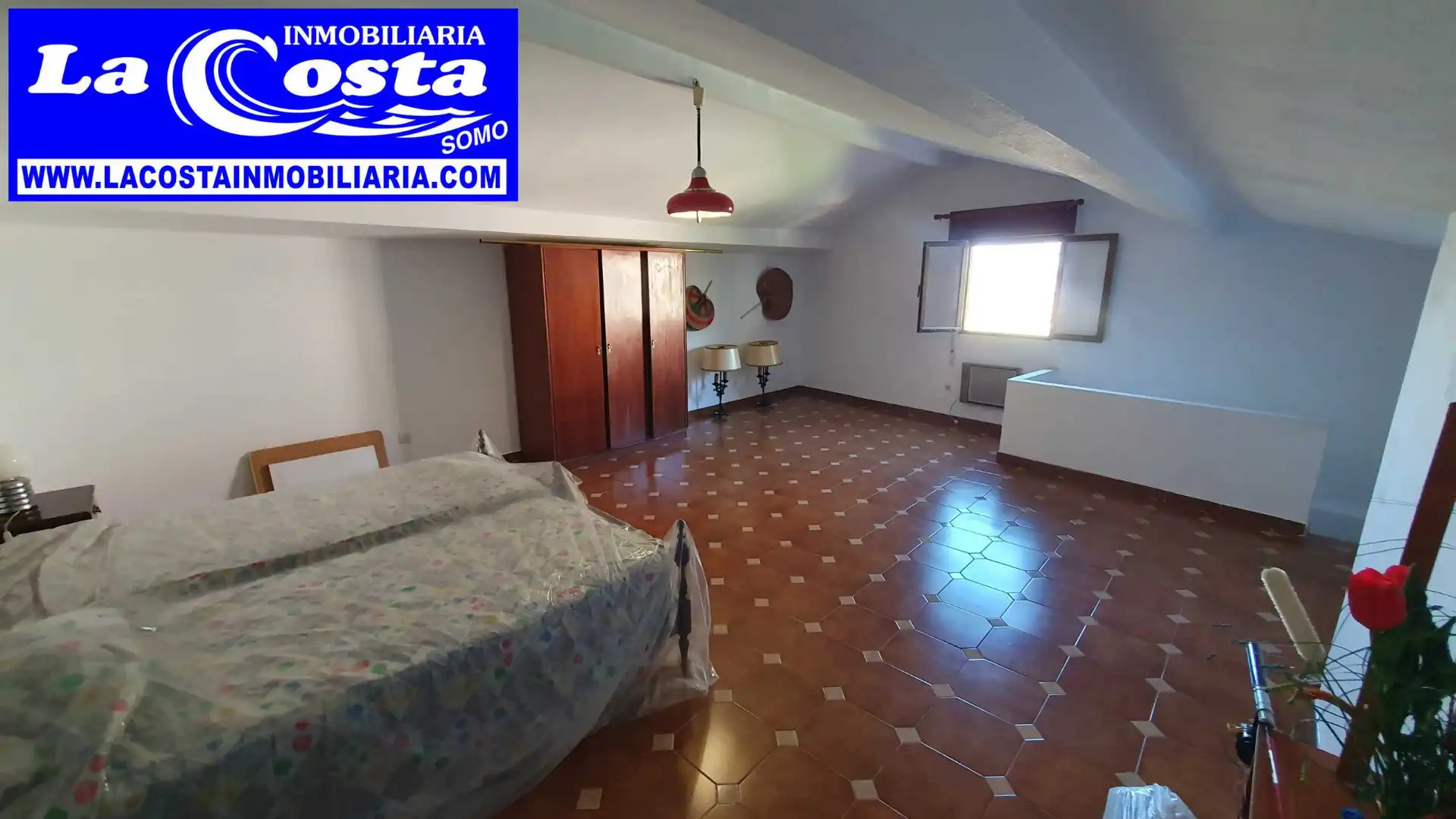 Habitación de Casa adosada en venta en Marina de Cudeyo con Jardín privado y Lavadora