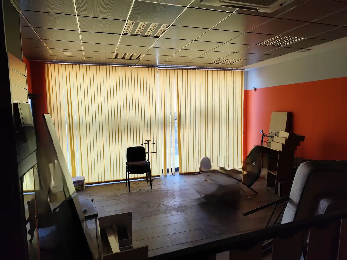 Local comercial en venda a Avenida Fabián Escribano 54, imagen 18