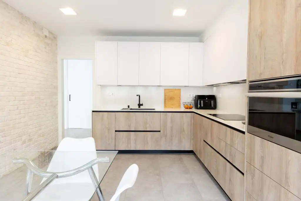 Küche von Haus oder Chalet zum Verkauf in Badalona mit Klimaanlage, Heizung und Parkett