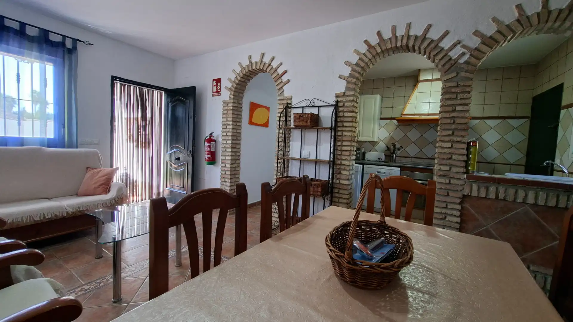 Chalet con piscina en venta en Las Lagunas - Campano, imagen 5