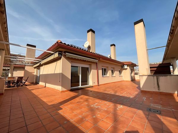Terrace of Attic for sale in Cerdanyola del Vallès  with Air Conditioner, Heating and Parquet flooring