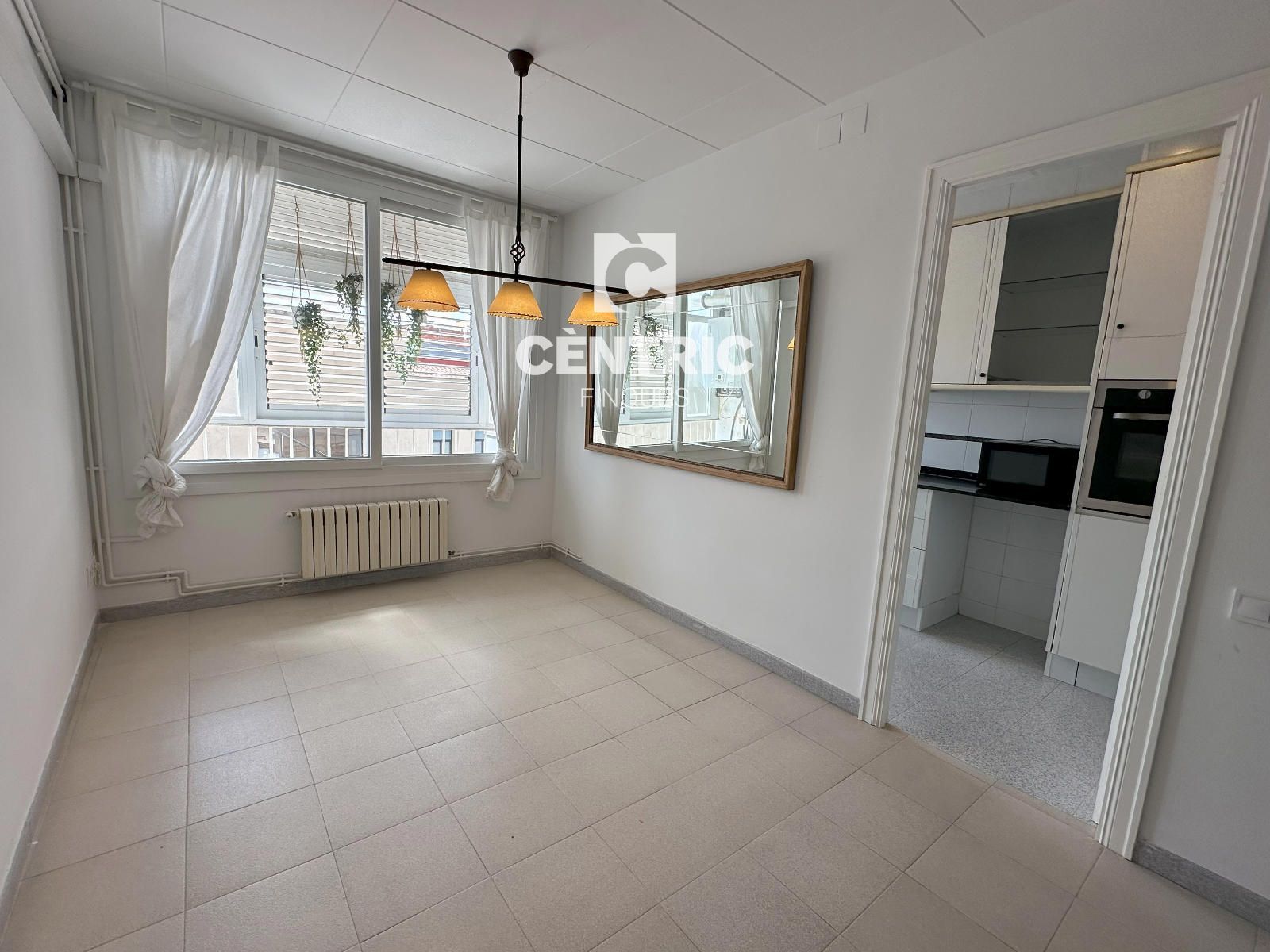 Exterior view of Flat to rent in Terrassa  with Air Conditioner and Heating